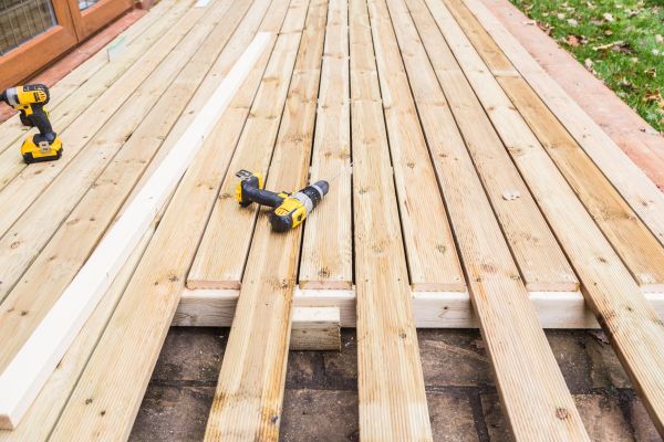 Cost of Damaged Deck Boards Repair in Vienna