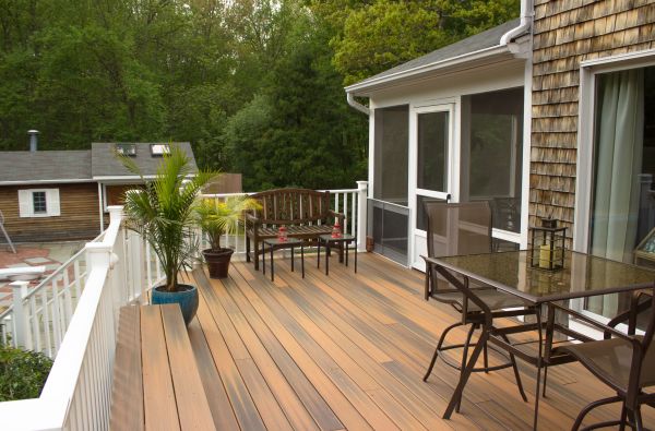 Decking Service in Vienna