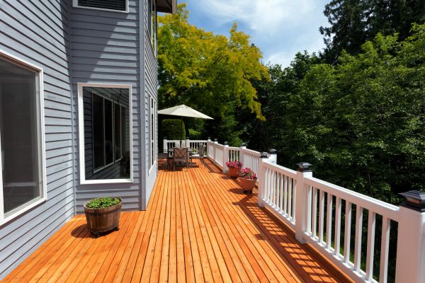Cost of Cedar Deck Construction in Vienna