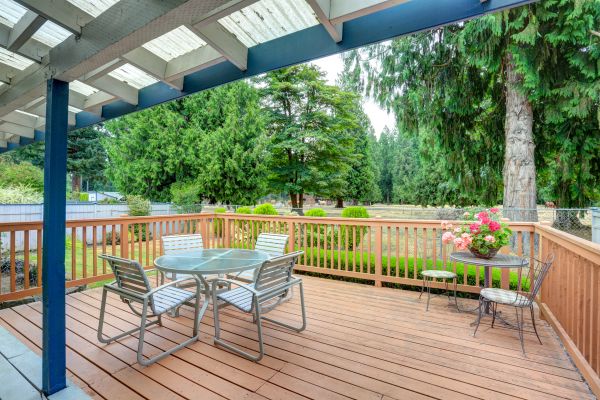 Deck Carpentry Service in Vienna